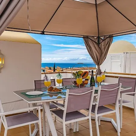 Сasa de vacaciones Large House With Garden And Direct Access To The Pool Callao Salvaje
