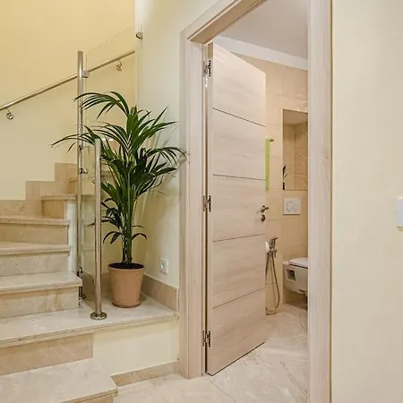 Large House With Garden And Direct Access To The Pool Сasa de vacaciones Callao Salvaje
